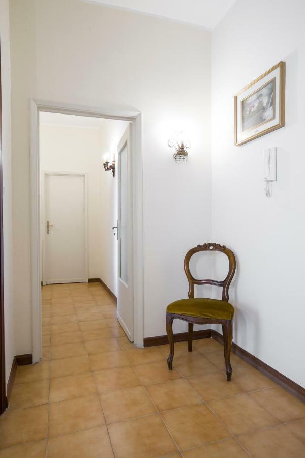 A Casa Di Rossella Apartment คาตาเนีย ภายนอก รูปภาพ