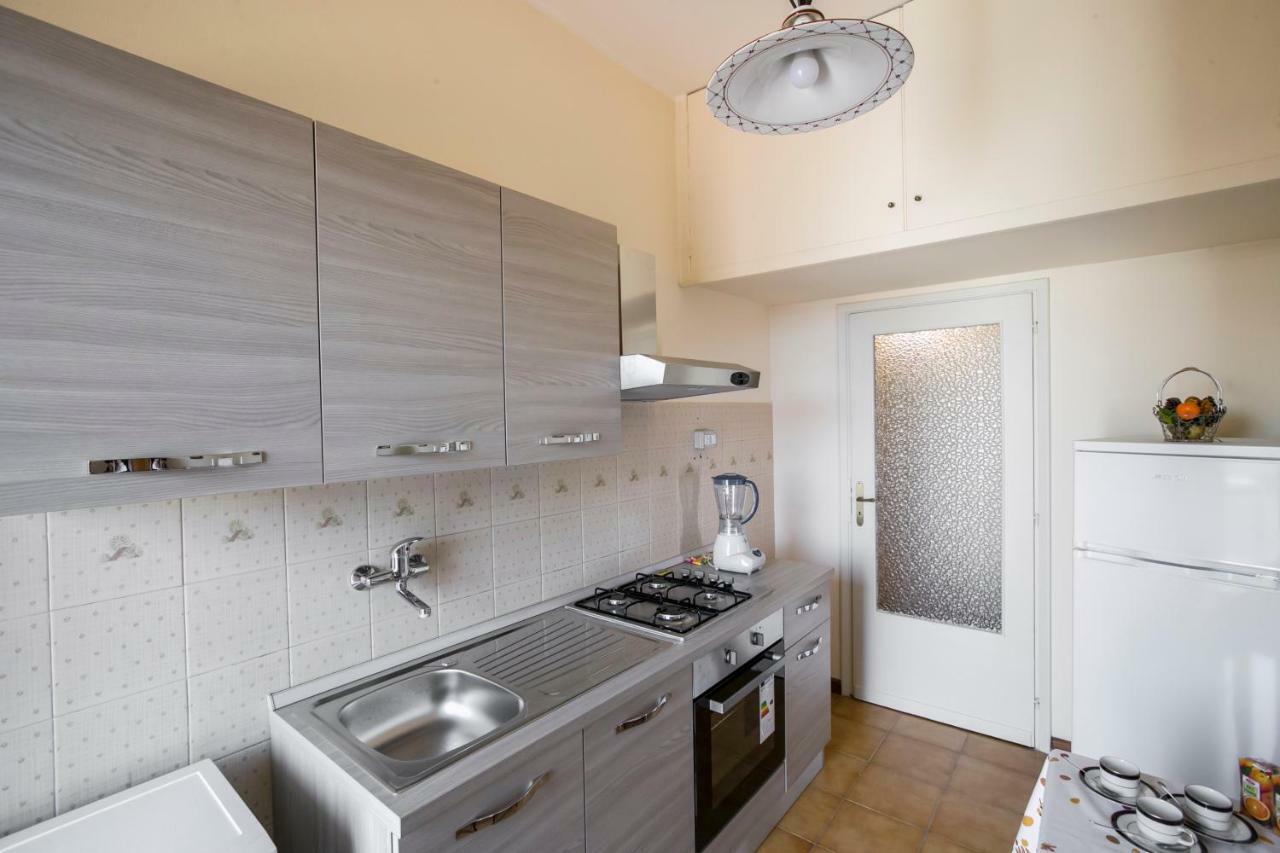 A Casa Di Rossella Apartment คาตาเนีย ภายนอก รูปภาพ